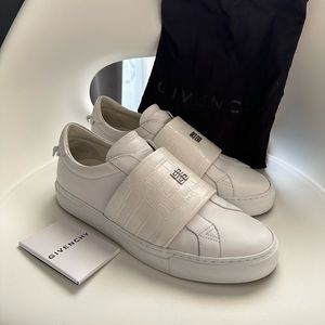 Givenchy Urban Street Sneaker Size 41